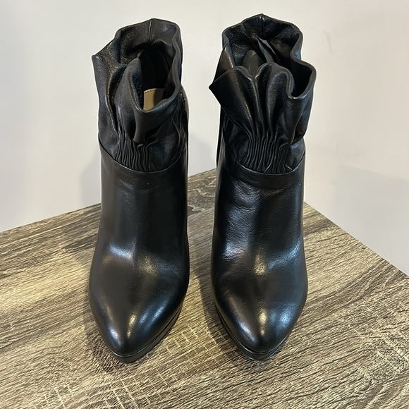 Prada Black Leather Bootie Ruffle Platform Heel size 40/10 - Picture 5 of 15
